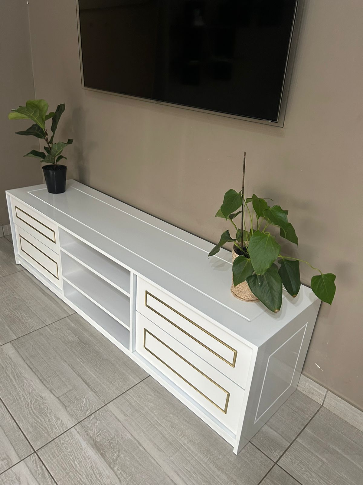 WhatsApp Image 2024-03-11 at 20.05.20